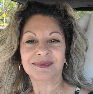 Meet your Posher, Bernadette